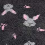 Αντιολισθητικό VetBed ανθρακί με λαγουδάκια (100x75)